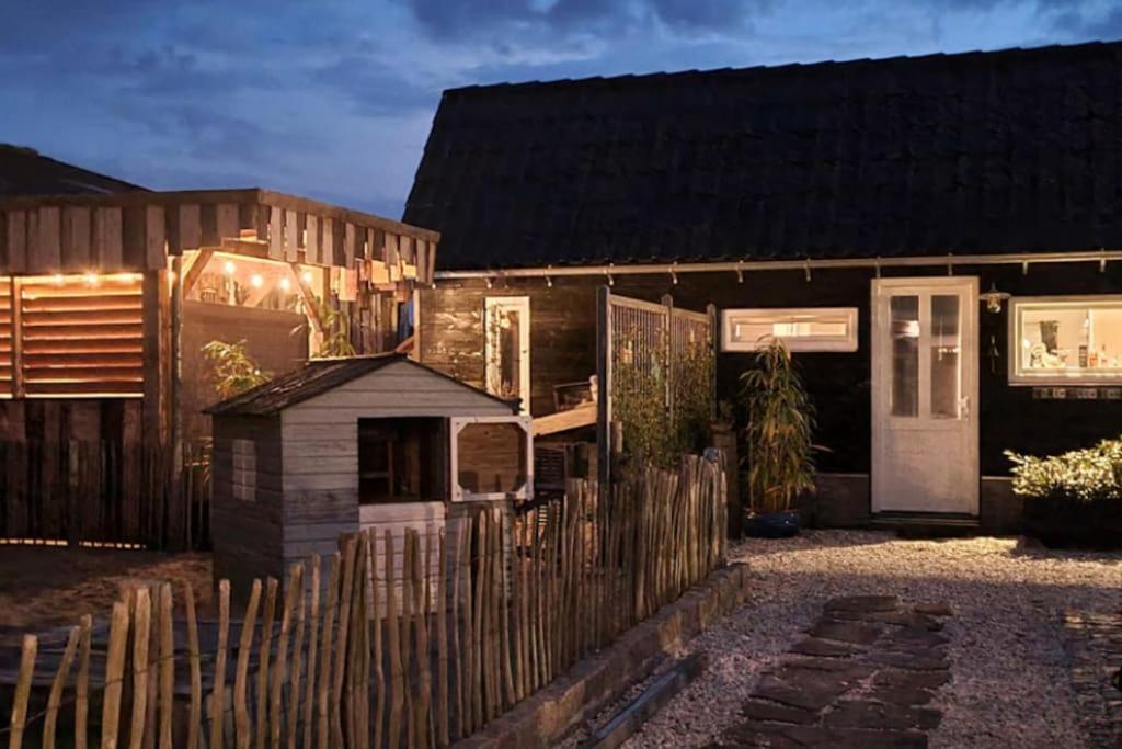 Wellness Chalet Met Jacuzzi, Sauna, Omheinde Tuin, 신트 아날란트 외부 사진